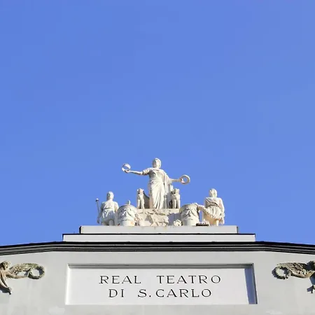 Gæstehus Domus Municipio Napoli